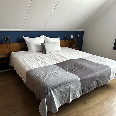 מלון Duinhotel Texel 2*